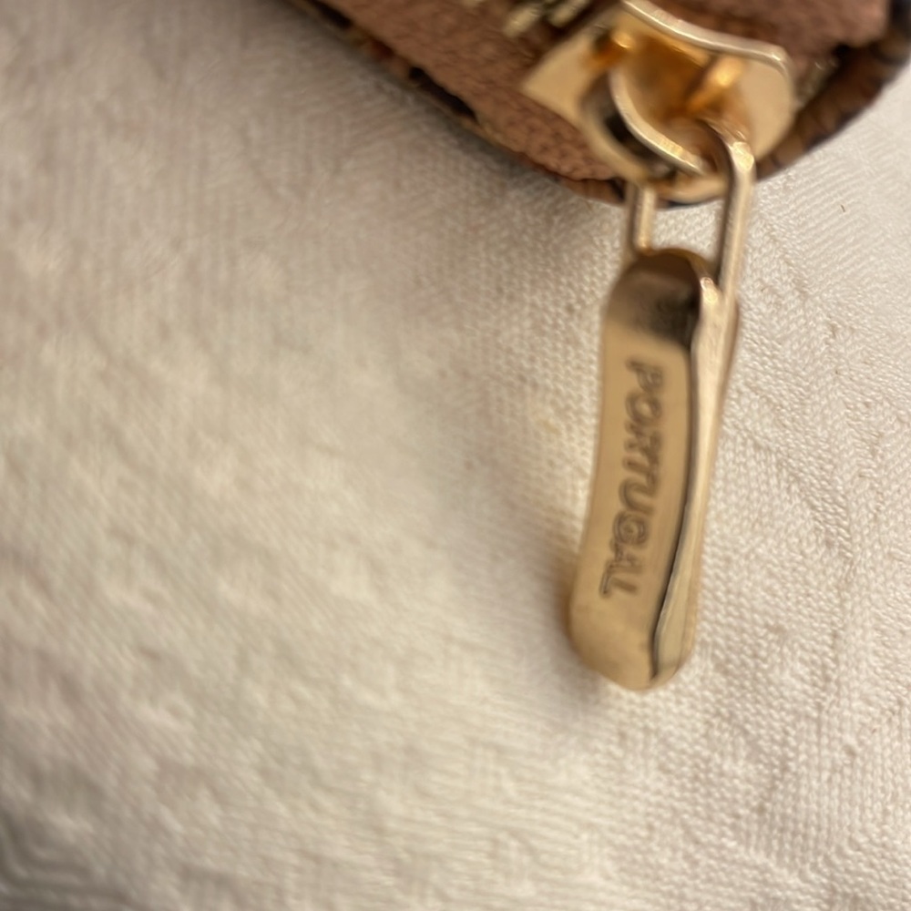 New Cork wallet, purchased in Portugal. Predominantly navy blue & tan - Picture 4 of 7